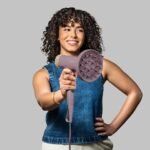 Remington AIRvive™ Haartrockner [leichter langlebiger bürstenloser Digital Motor 110.000U/min] 2 Aufsätze: Diffusor&Stylingdüse (Ionen & Anti-Frizz Technologie,12 Heiz-&Geschwindigkeitsstufen) EC8930